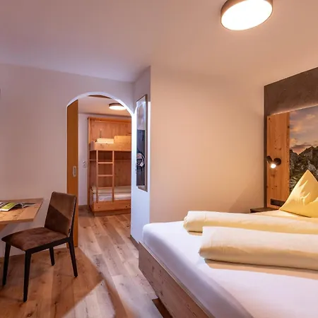 호텔 Sonnleiten Ski- Und Motorradhotel Bruck Im Zillertal Bruck am Ziller