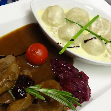 Sonnleiten Ski- Und Motorradhotel Bruck Im Zillertal Otel