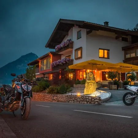 Hotel Das Sonnleiten Ski- Und Motorradhotel Bruck Im Zillertal
