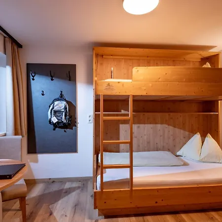 Das Sonnleiten Ski- Und Motorradhotel Bruck Im Zillertal 3*
