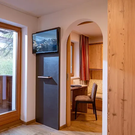 Das Sonnleiten Ski- Und Motorradhotel Bruck Im Zillertal Hotel
